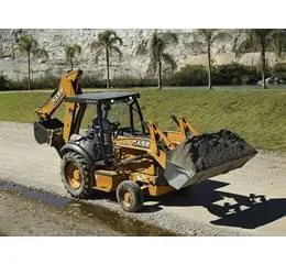 Retroescavadeira 580N